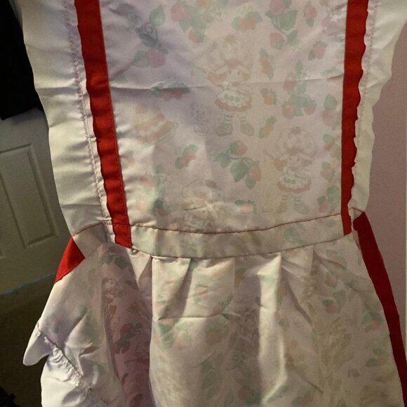STRAWBERRY SHORTCAKE APRON - Picture 4 of 4